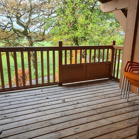 Appartement Le D12 Samoens Bagian luar foto