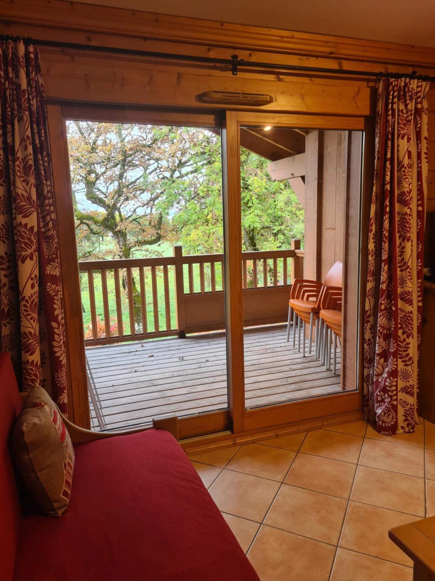 Appartement Le D12 Samoens Bagian luar foto