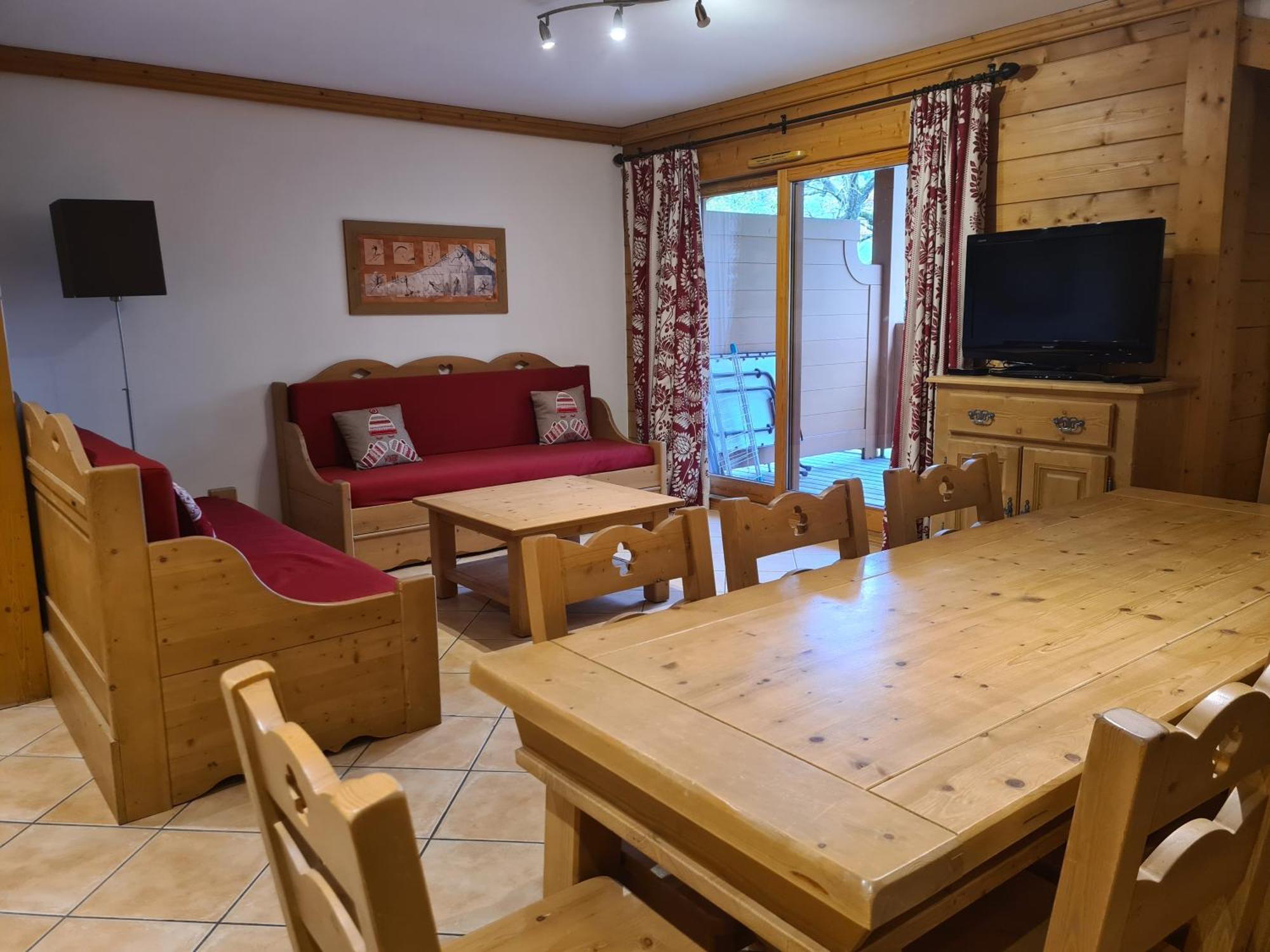Appartement Le D12 Samoens Bagian luar foto